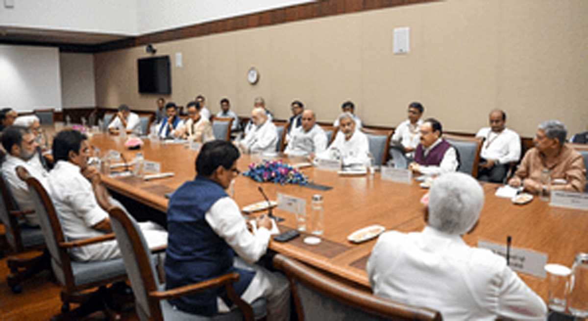 वक्फ (संशोधन) विधेयक के लिए बनाई गई जेपीसी की 22 अगस्त को पहली बैठक वक्फ (संशोधन) विधेयक के लिए बनाई गई जेपीसी की 22 अगस्त को पहली बैठक